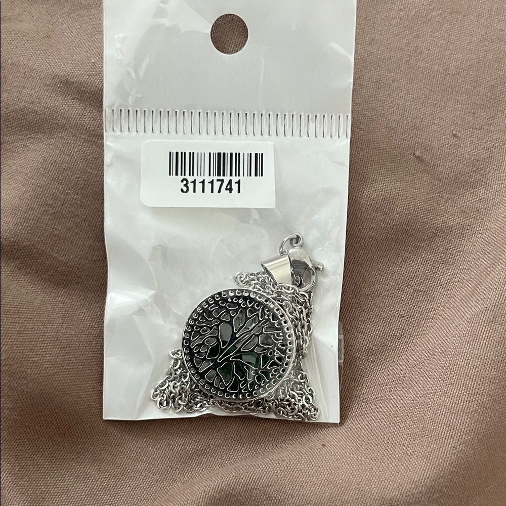 Silver and Green Pendant Necklace